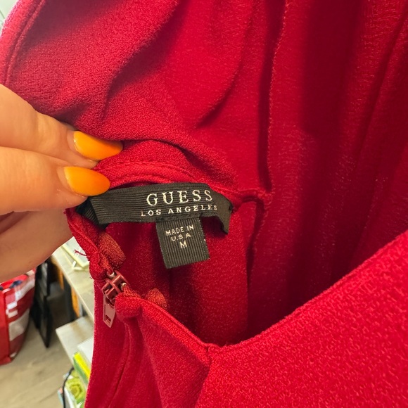 Guess Caped-Sleeve Cocktail Dress - Picture 4 of 7